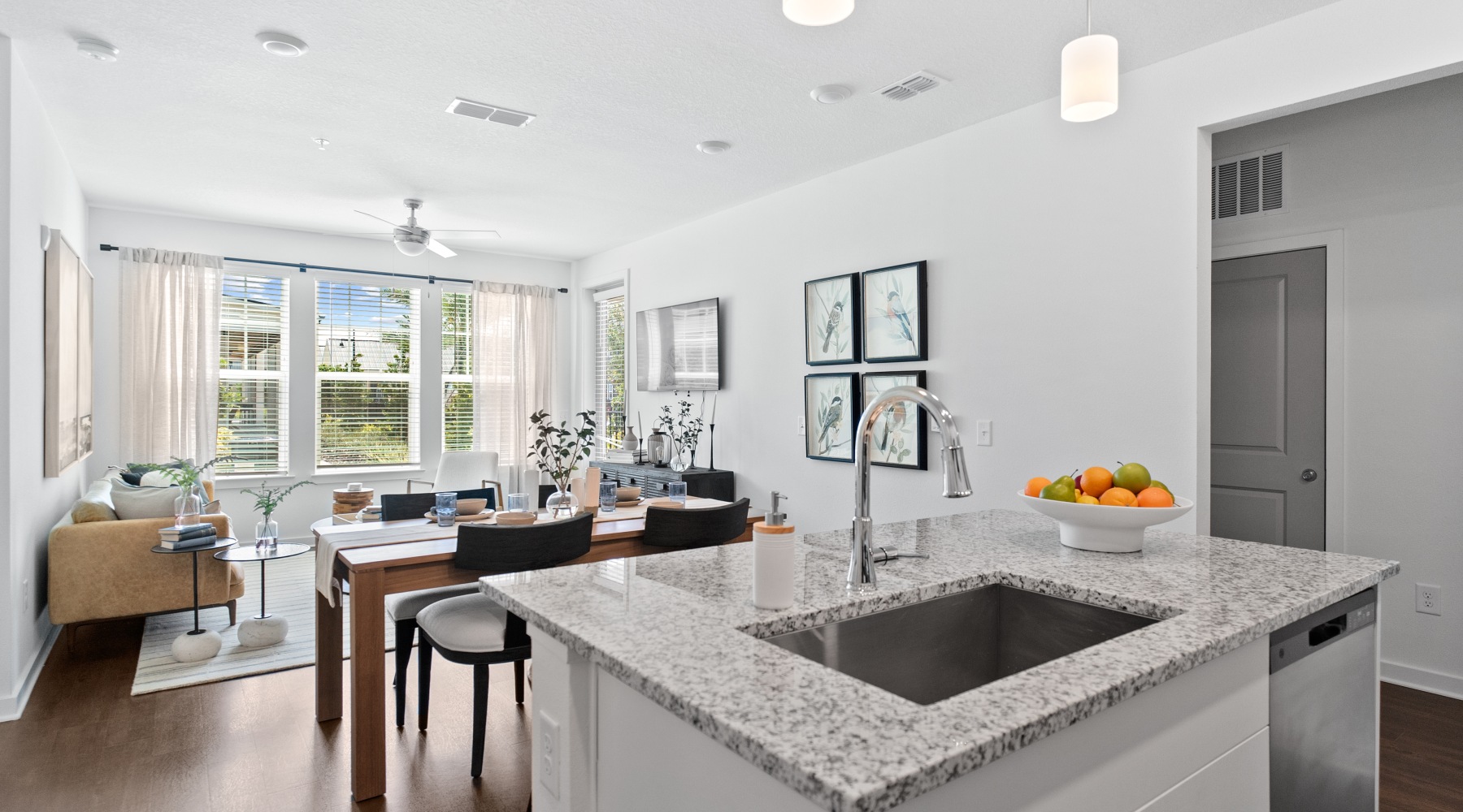 Spacious apartment home modern Clermont apartment with designer finishes